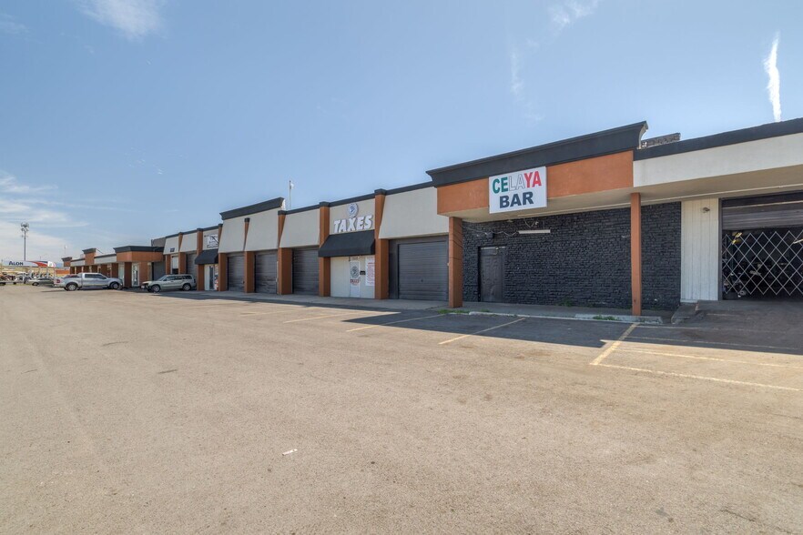 More Photos Of 3500-3534 S Newcastle Rd, Oklahoma City Storefront For Lease