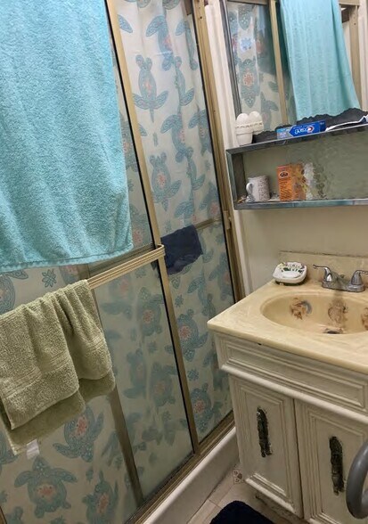 More Photos Of 10849 Carmenita Rd, Whittier Apartments For Sale