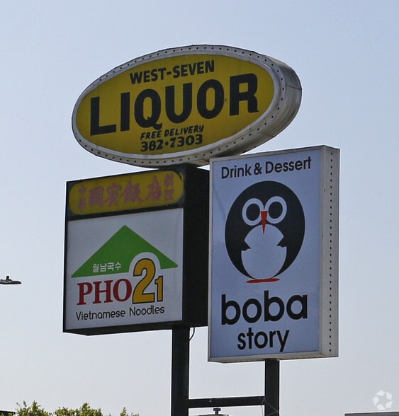 More Photos Of 703 S Western Ave, Los Angeles Unknown For Lease