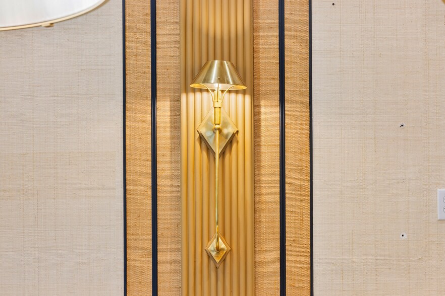 More Photos Of 3095 Soperton Dr, Bluffton Light Distribution For Sale