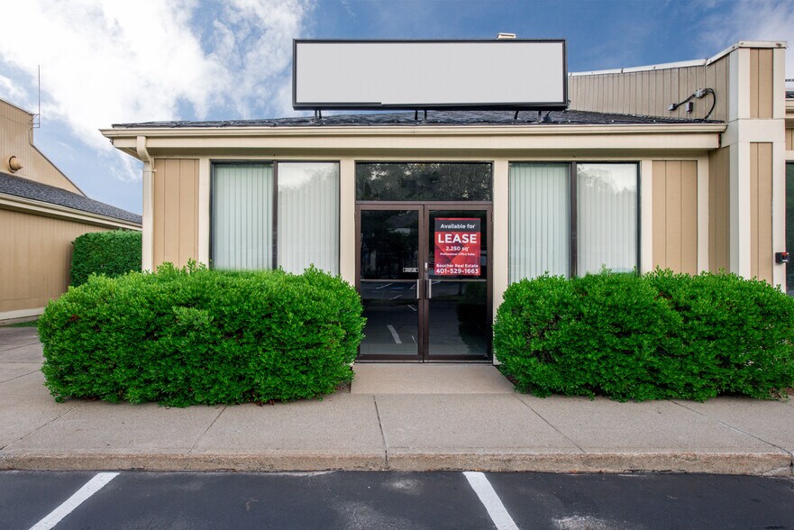 More Photos Of 2168 Diamond Hill Rd, Woonsocket Unknown For Lease