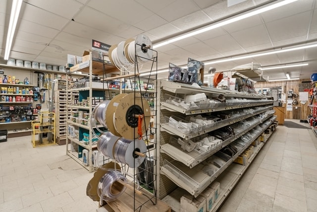 More Photos Of 424 W Linden Way, Heppner Storefront For Sale