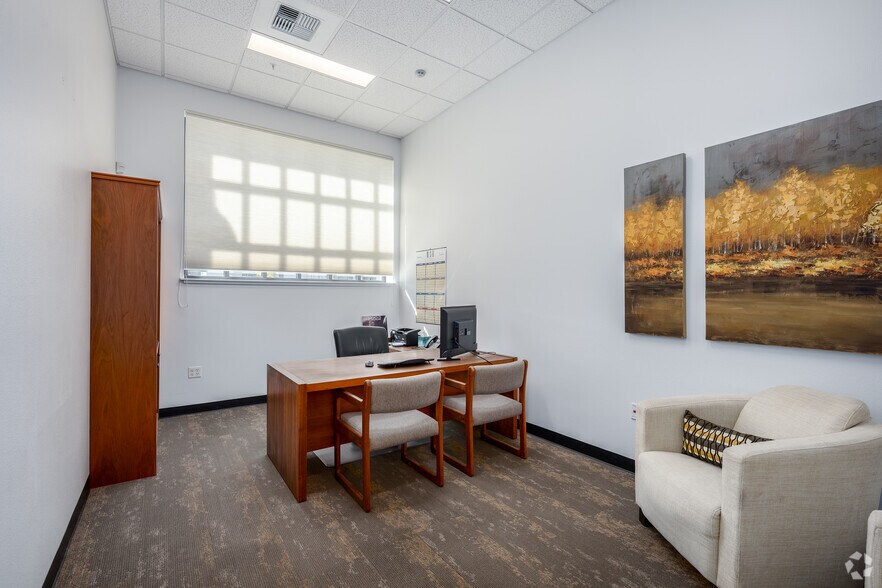 More Photos Of 509 Bush St, Woodland Office For Sale