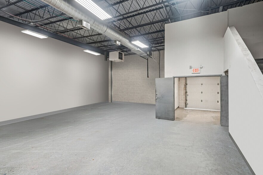 More Photos Of 950 Colwell Ln, Conshohocken Warehouse For Lease