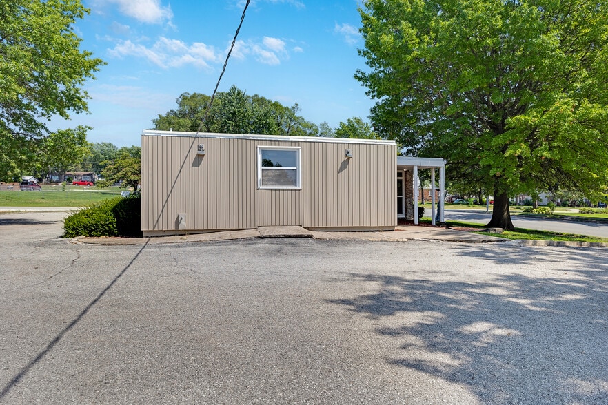 More Photos Of 405 Cedar St, Pleasant Hill Medical For Sale