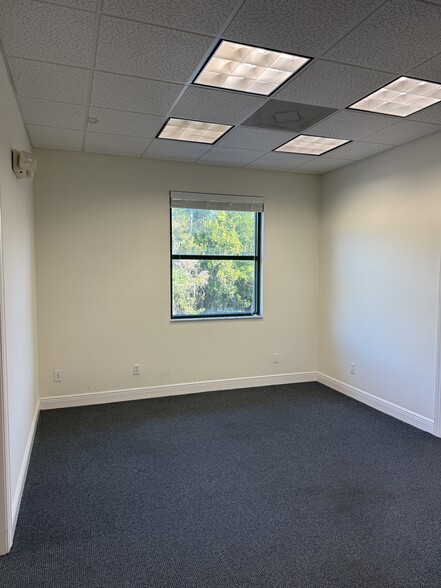 More Photos Of 9696 Bonita Beach Rd, Bonita Springs Office For Lease