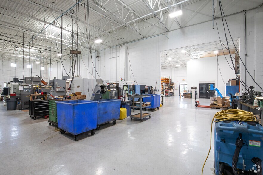 More Photos Of 28 Sawgrass Dr, Bellport Village Manufacturing For Sale