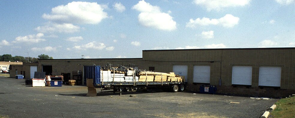 More Photos Of 1400 Adams Rd, Bensalem Warehouse For Lease