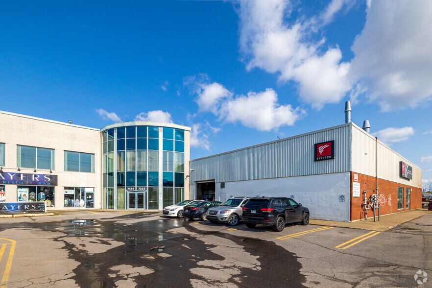 More Photos Of 7527-7583 Boul Henri-Bourassa E, Montréal Flex For Lease