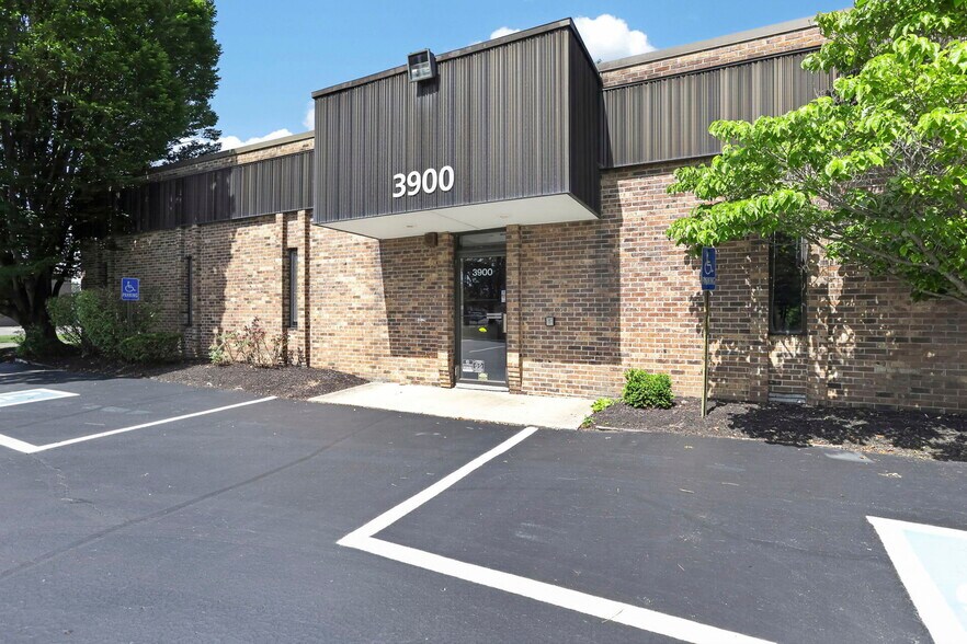 More Photos Of 3900 E Livingston Ave, Columbus Medical For Sale