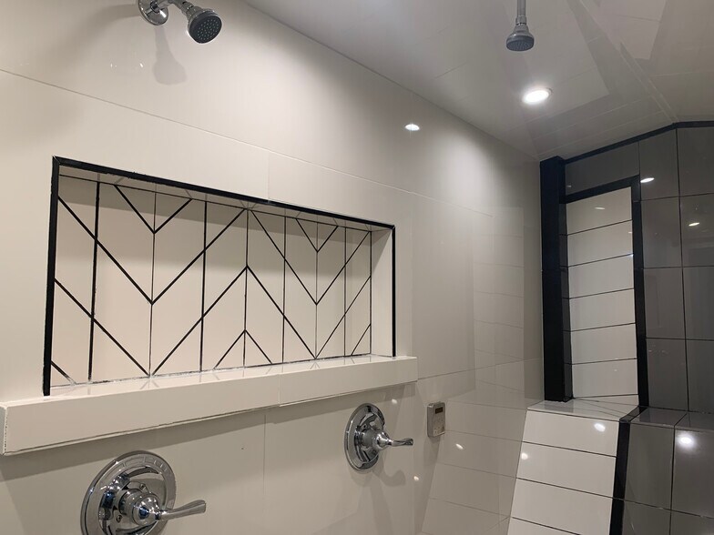 More Photos Of 555 Whitehall St SW, Atlanta Distribution For Lease