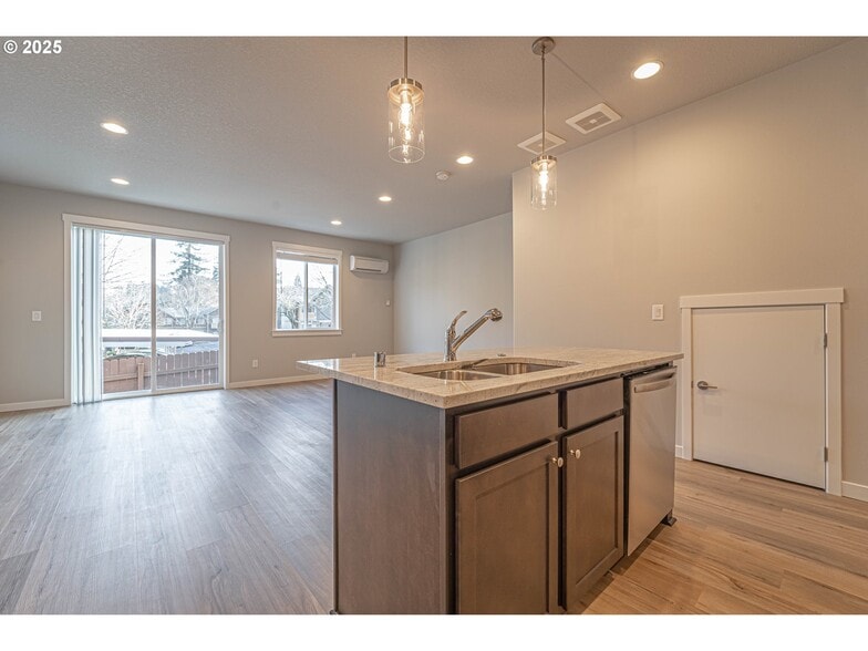 More Photos Of 4943 NE 2nd Ct, Vancouver Multifamily For Sale