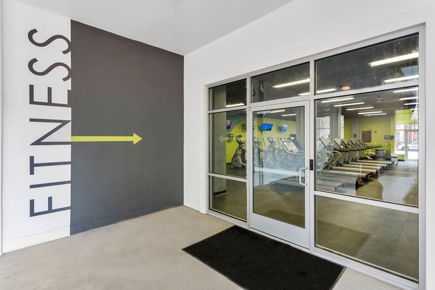 More Photos Of 1950 N Pennsylvania St, Denver Apartments For Lease