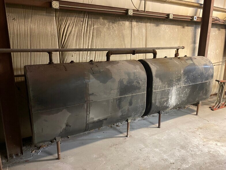 More Photos Of 24 Foundry Ave, Meredith Warehouse For Sale