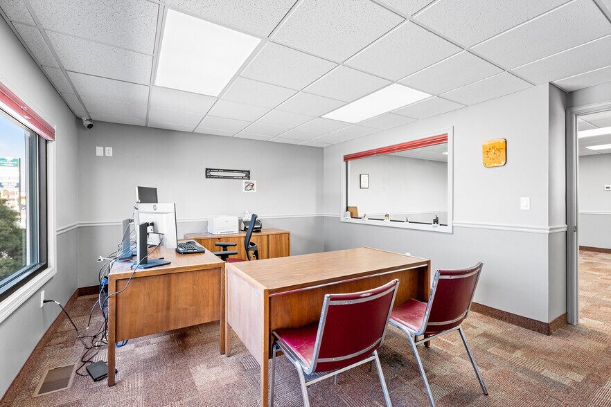 More Photos Of 293 Bedford St, Whitman Office For Sale