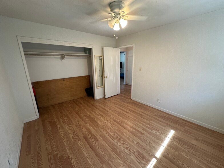 More Photos Of 1822 Cirby Way, Roseville Apartments For Sale