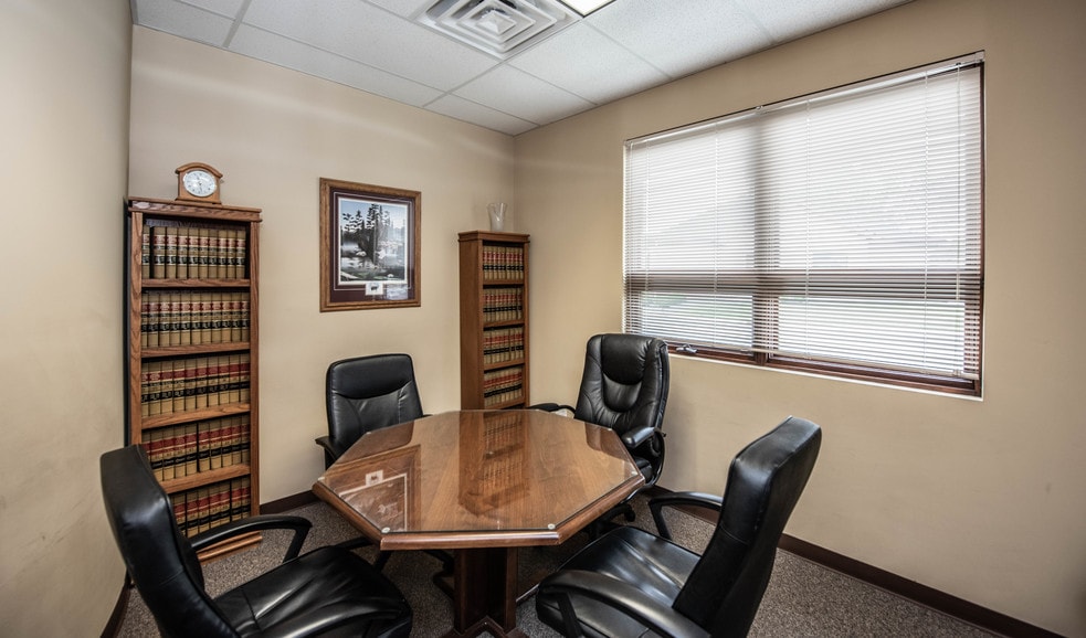 More Photos Of 4450 Erin Dr, Eagan Medical For Lease