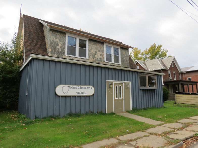 Primary Photo Of 145 Water St, Conneaut Lake Office For Lease