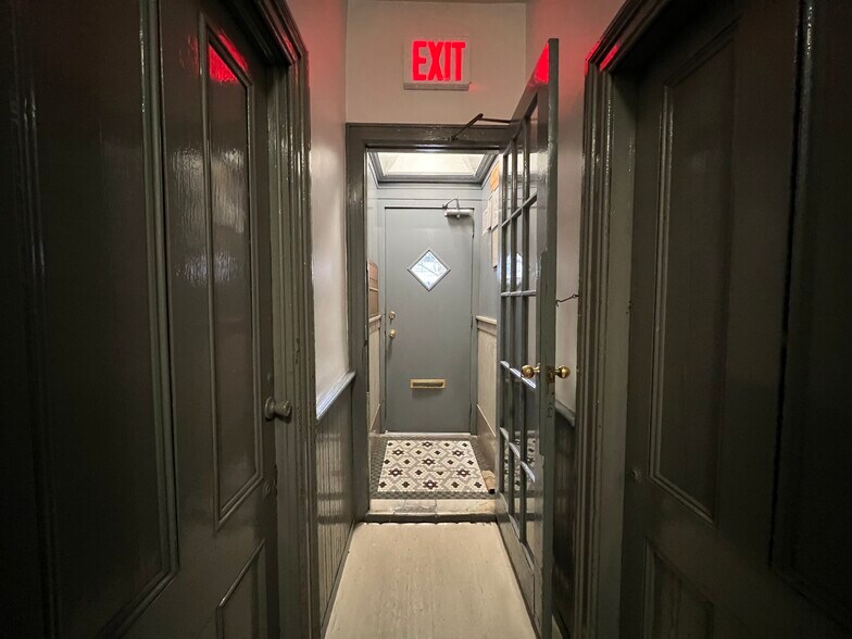 More Photos Of 127 N 4th St, Brooklyn Apartments For Sale