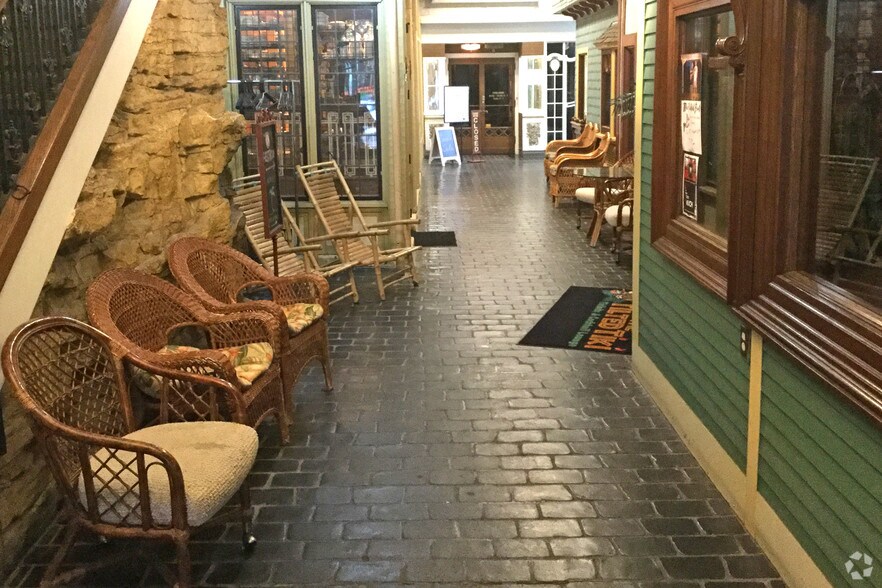 More Photos Of 324-326 S Main St, Stillwater General Retail For Sale