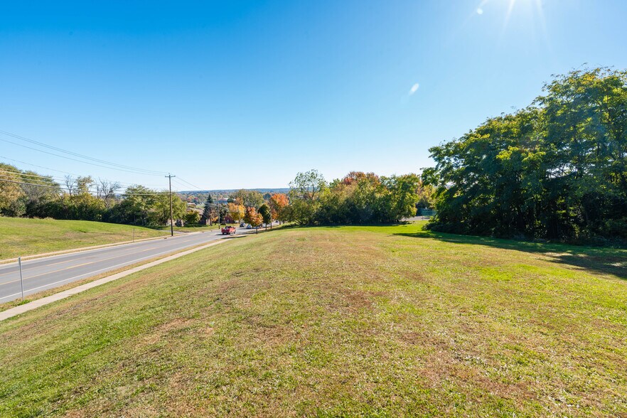 More Photos Of 1121 Coffeen St, Watertown Land For Sale