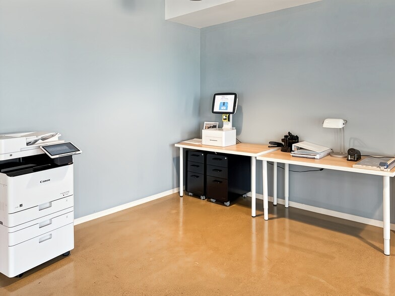 More Photos Of 12358 Parklawn Dr, North Bethesda Coworking Space