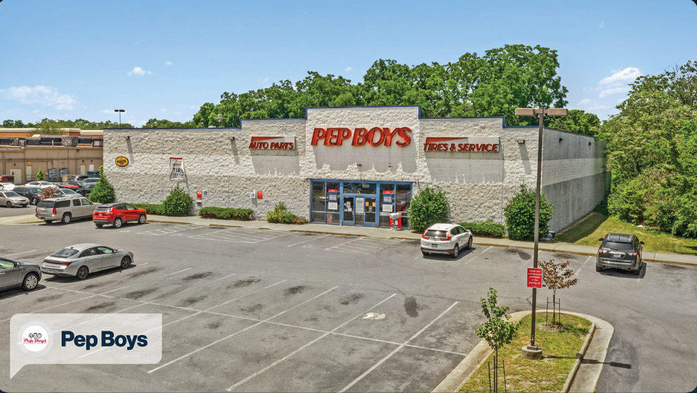 Primary Photo Of 2001 S Pleasant Valley Rd, Winchester Auto Repair For Sale