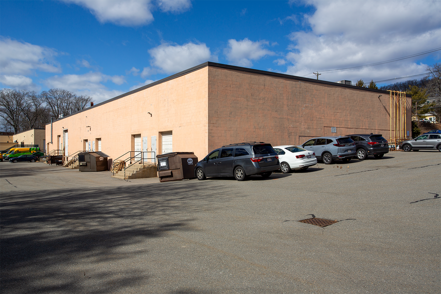 More Photos Of 178-190 Cedar Hill St, Marlborough Industrial For Sale
