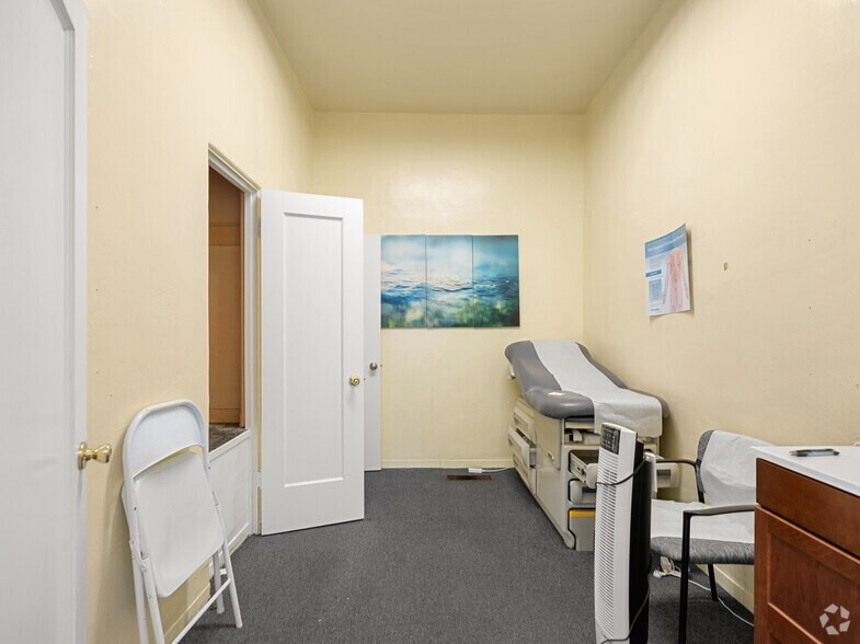 More Photos Of 652-670 E Santa Clara St, San Jose Medical For Sale