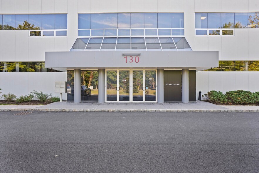 Primary Photo Of 130 Business Park Dr, Armonk Showroom For Lease