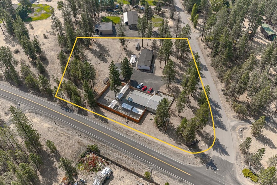 More Photos Of 6297 Sundown Dr, Nine Mile Falls Specialty For Sale