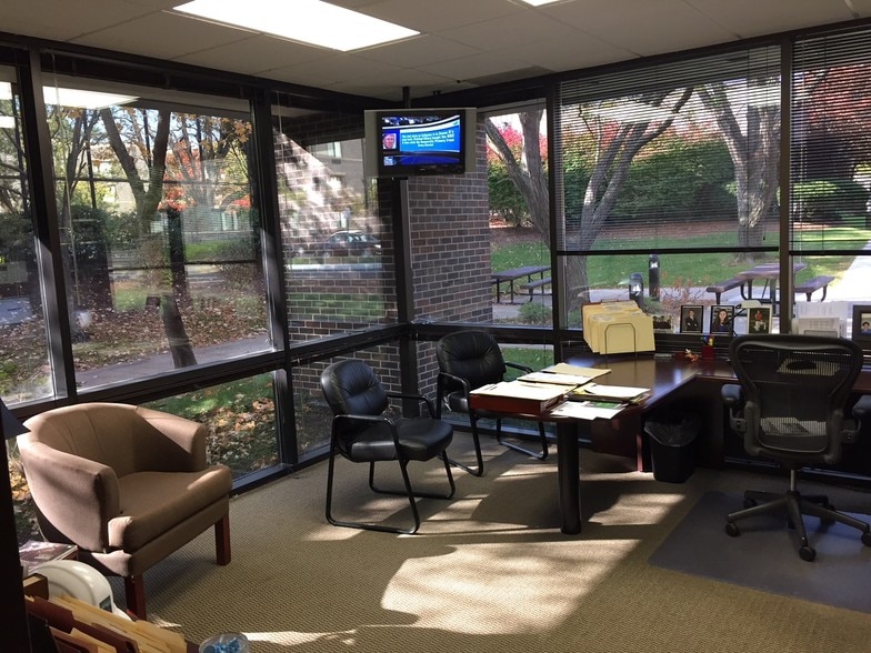 More Photos Of 5350 College Blvd, Overland Park Medical For Lease