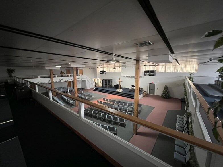 More Photos Of 150 Sandbank Rd, Cheshire Warehouse For Sale