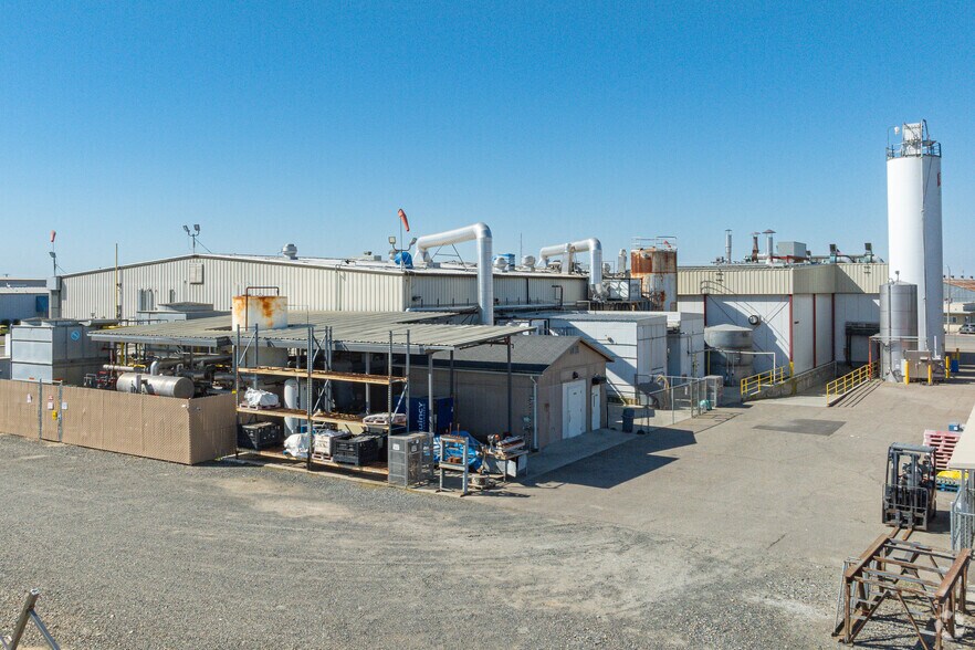 More Photos Of 4002 S K St, Tulare Food Processing For Sale