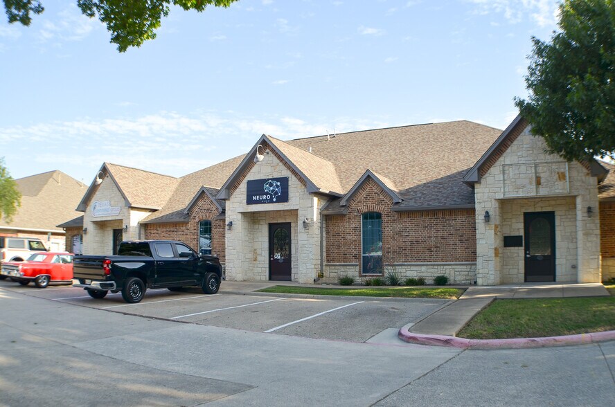 More Photos Of 2730 Virginia Pky, McKinney Medical For Sale
