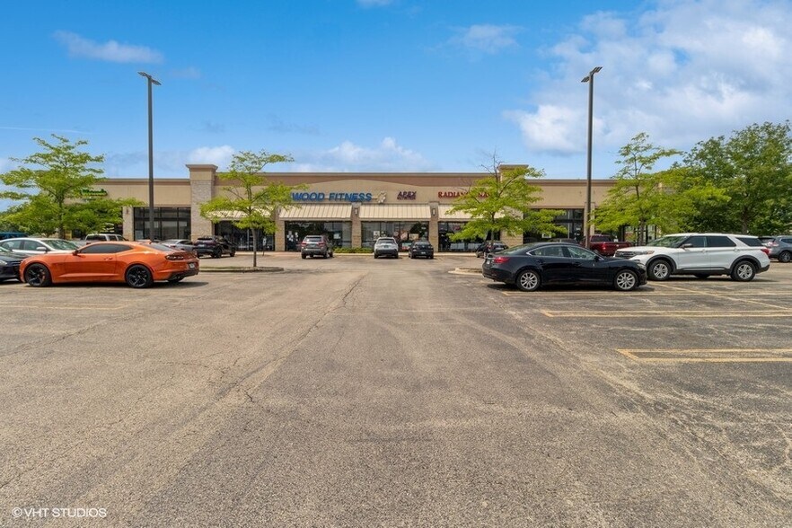 More Photos Of 301-345 Vertin Blvd, Shorewood Unknown For Lease