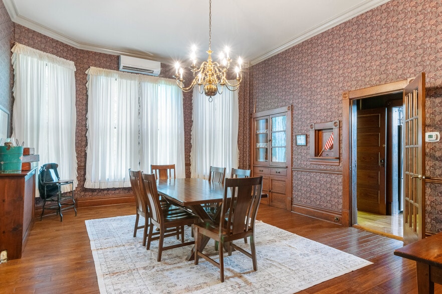 More Photos Of 639 Tower St, Tazewell Specialty For Sale