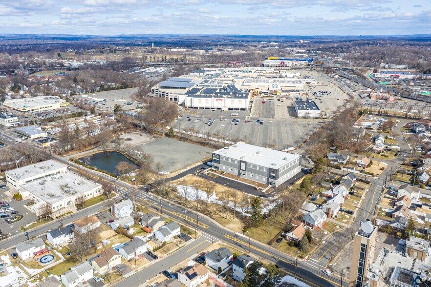 More Photos Of 120 Passaic St, Rochelle Park Land For Lease