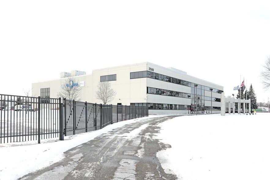 More Photos Of 2500 E Nine Mile Rd, Warren Warehouse For Sale