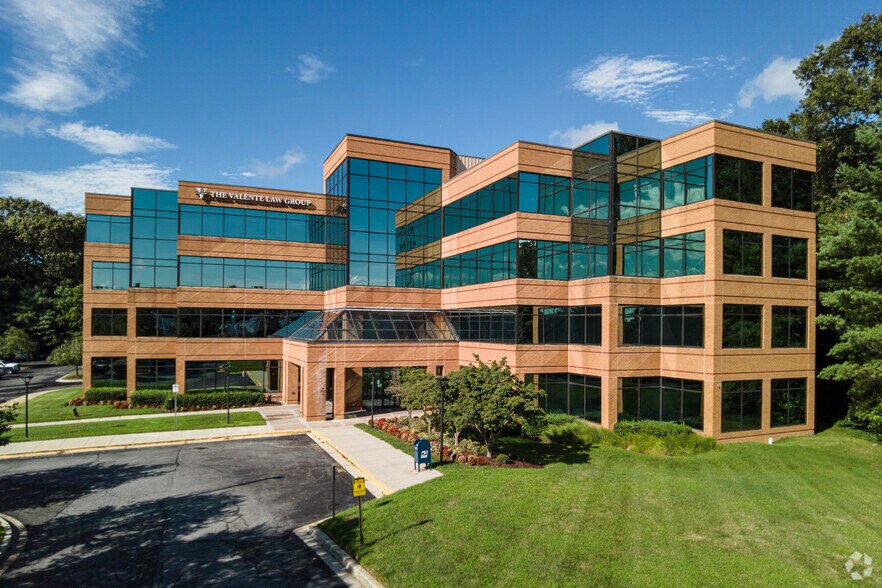 Primary Photo Of 2200 Defense Hwy, Crofton Medical For Lease