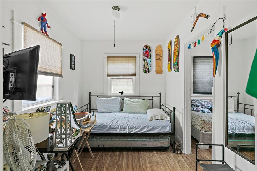 More Photos Of 3731 Glendon Ave, Los Angeles Apartments For Sale