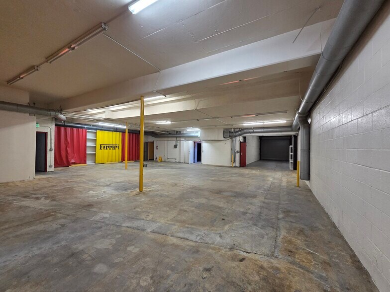 More Photos Of 11426 Ventura Blvd, Studio City Loft Creative Space For Sale