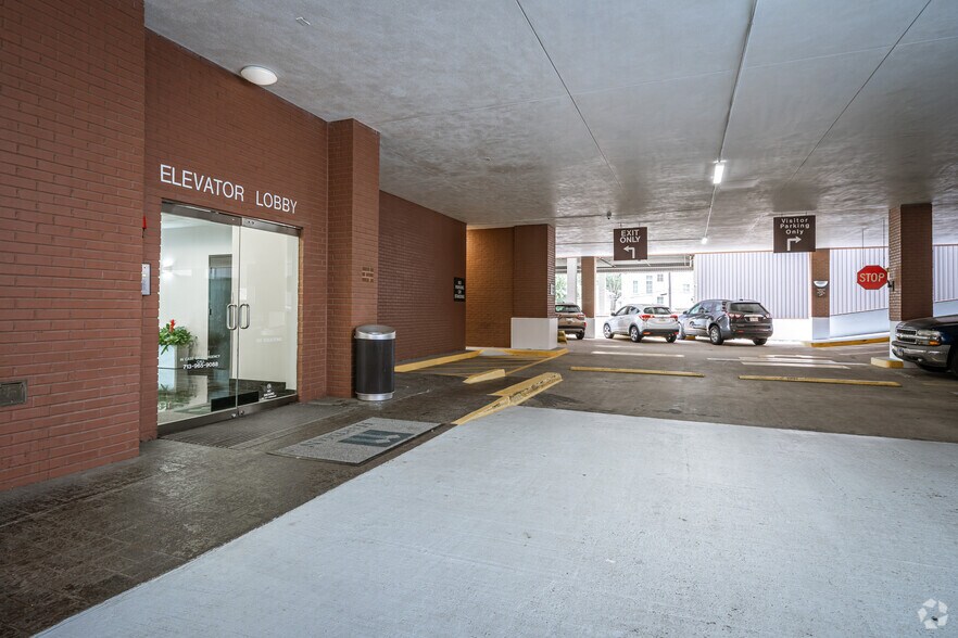 More Photos Of 3100 Weslayan St, Houston Medical For Lease