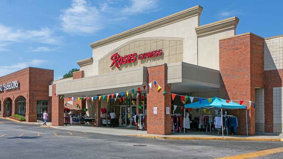 More Photos Of 17 Monroe Hwy, Winder Unknown For Lease