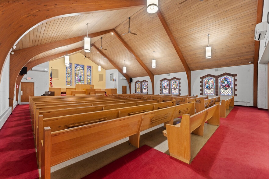 More Photos Of 21 Church St, Elmwood Park Religious Facility For Sale