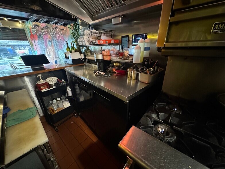 More Photos Of 201 Allen St, New York Apartments For Lease