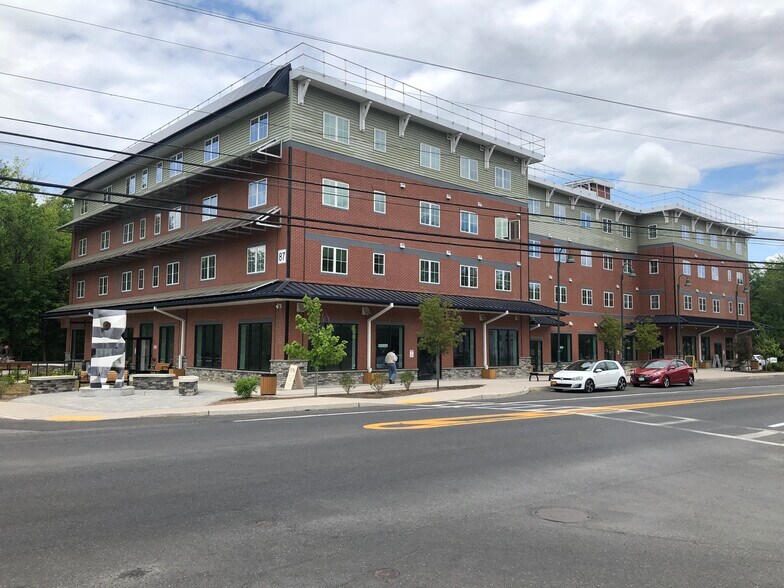 More Photos Of 87 N Chestnut St, New Paltz Apartments For Lease