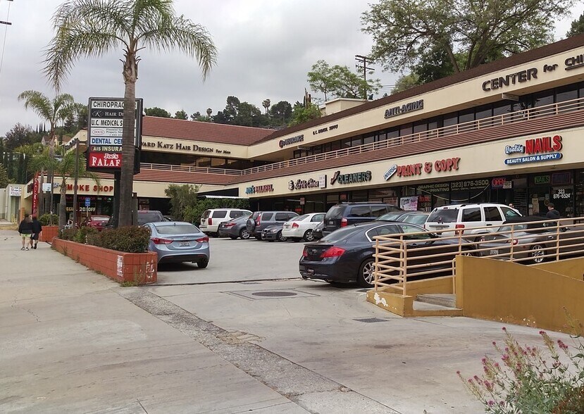 More Photos Of 3535 Cahuenga Blvd W, Studio City Storefront Retail Office For Lease