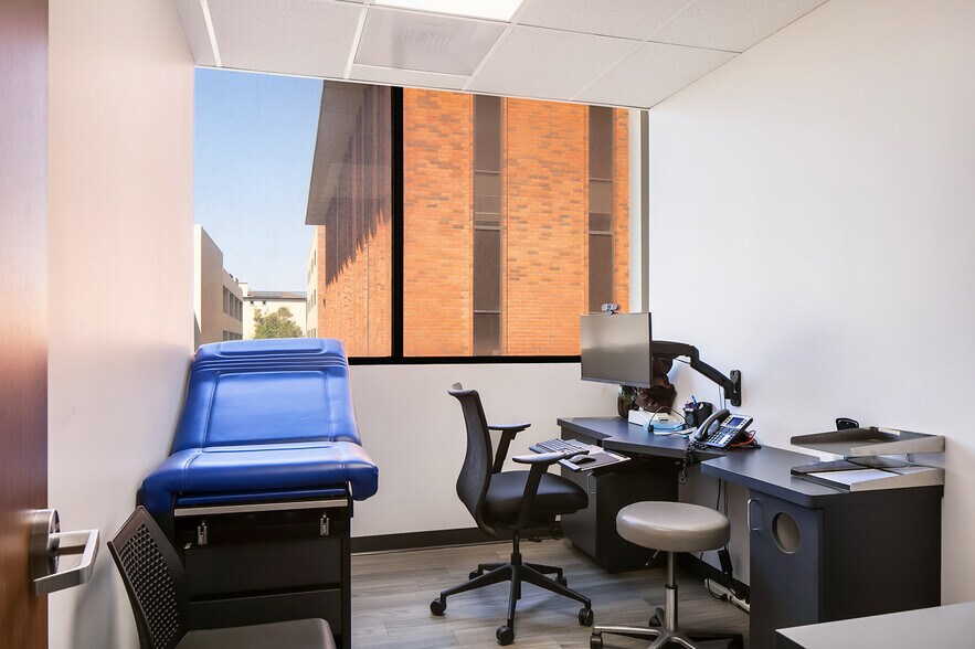 More Photos Of 301 N Prairie Ave, Inglewood Medical For Sale