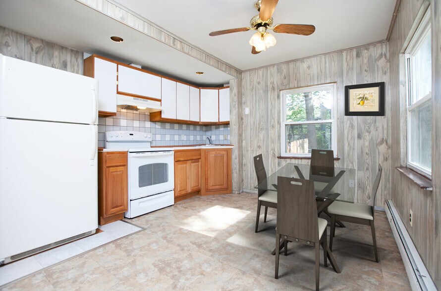 More Photos Of 1887 Joshuas Path, Central Islip Apartments For Sale